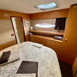 Floatinn Boat-bnb