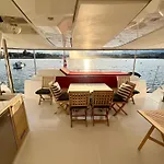 Bateau-hôtel Floatinn Boat-bnb Genève