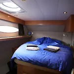 Floatinn Boat-bnb Genève