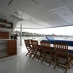 Floatinn Boat-bnb Bateau-hôtel