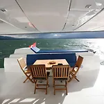 Bateau-hôtel Floatinn Boat-bnb