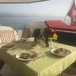 Floatinn Boat-bnb Bateau-hôtel 3*