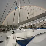 Bateau-hôtel Floatinn Boat-bnb 3*