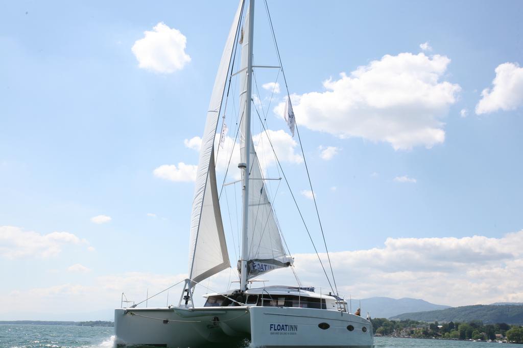 Floatinn Boat-bnb Hotel en barco Ginebra