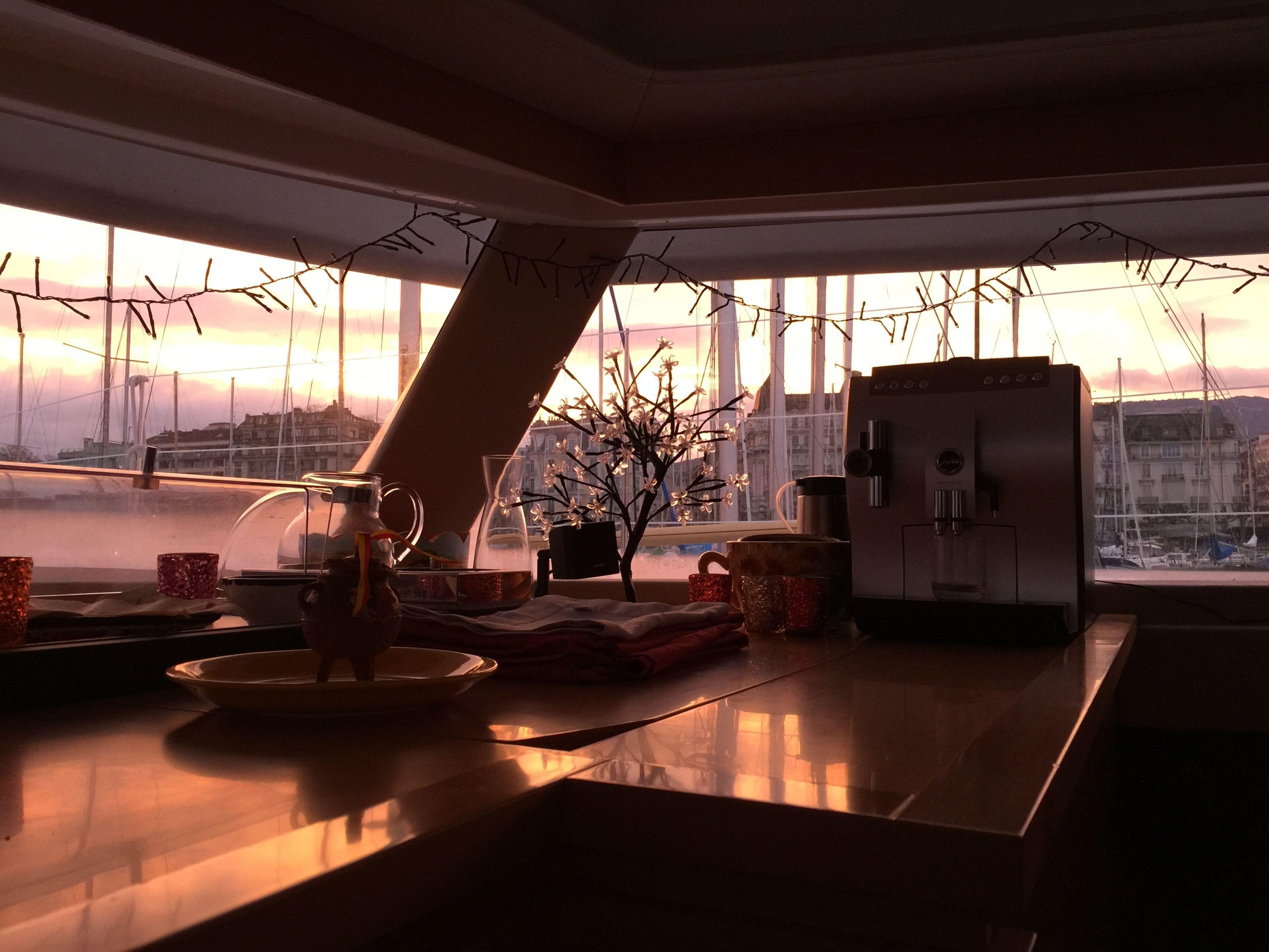 Floatinn Boat-bnb Ginebra