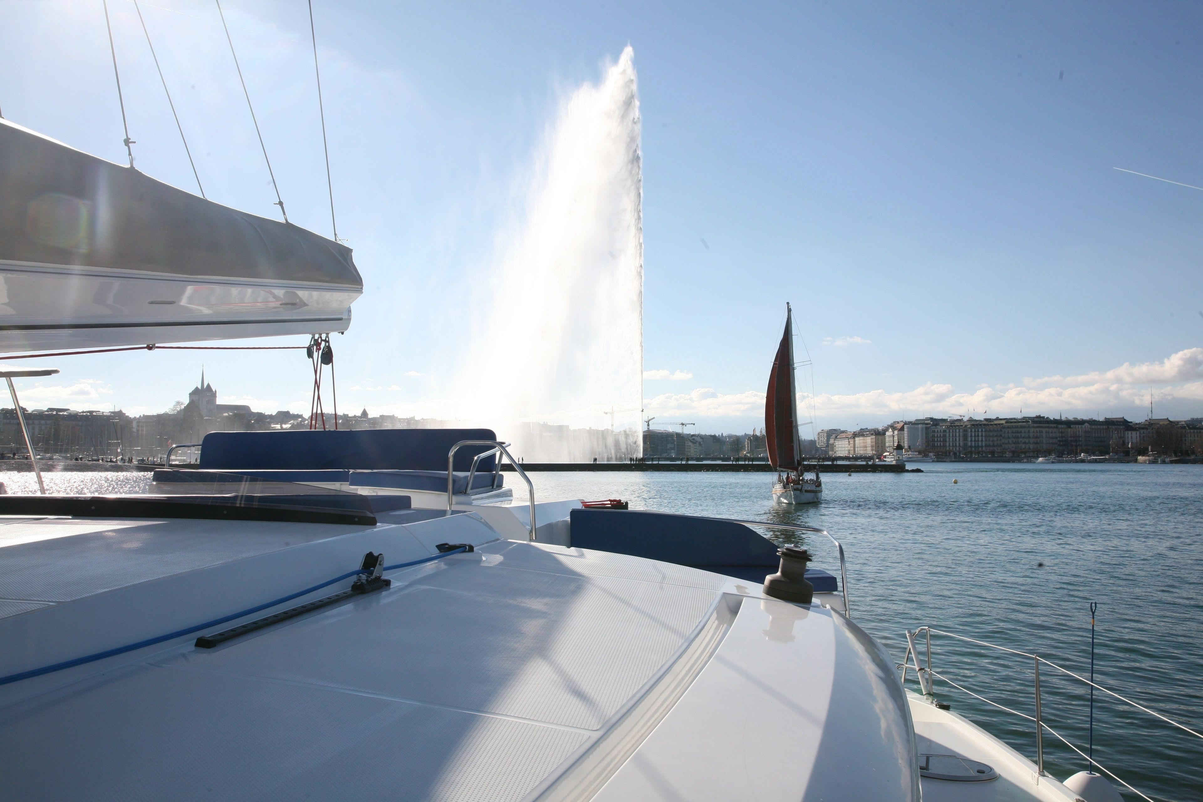 Floatinn Boat-bnb 3* Ginebra