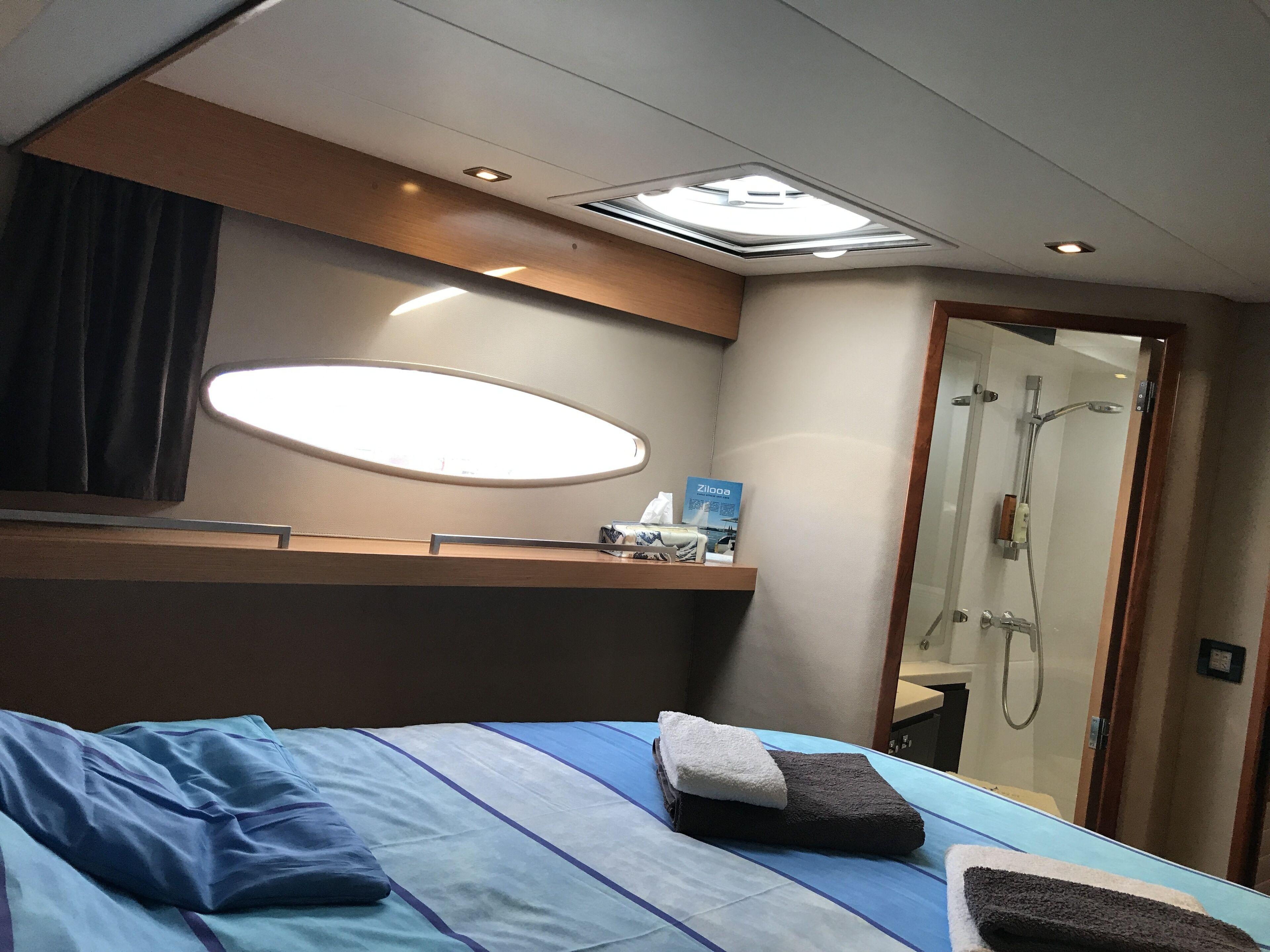 Floatinn Boat-bnb Hotel en barco Ginebra