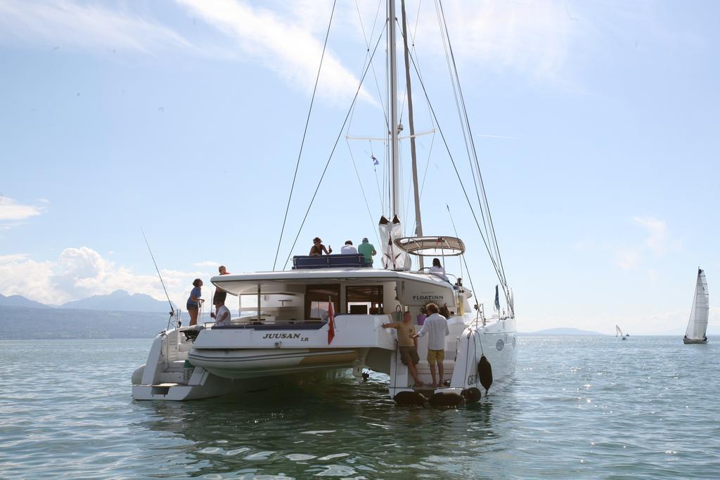 Floatinn Boat-bnb Hotel en barco 3*