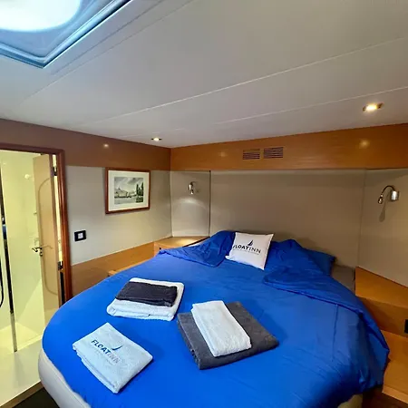 Floatinn Boat-bnb Geneva