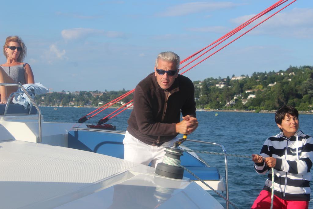 Floatinn Boat-bnb Botel Geneva