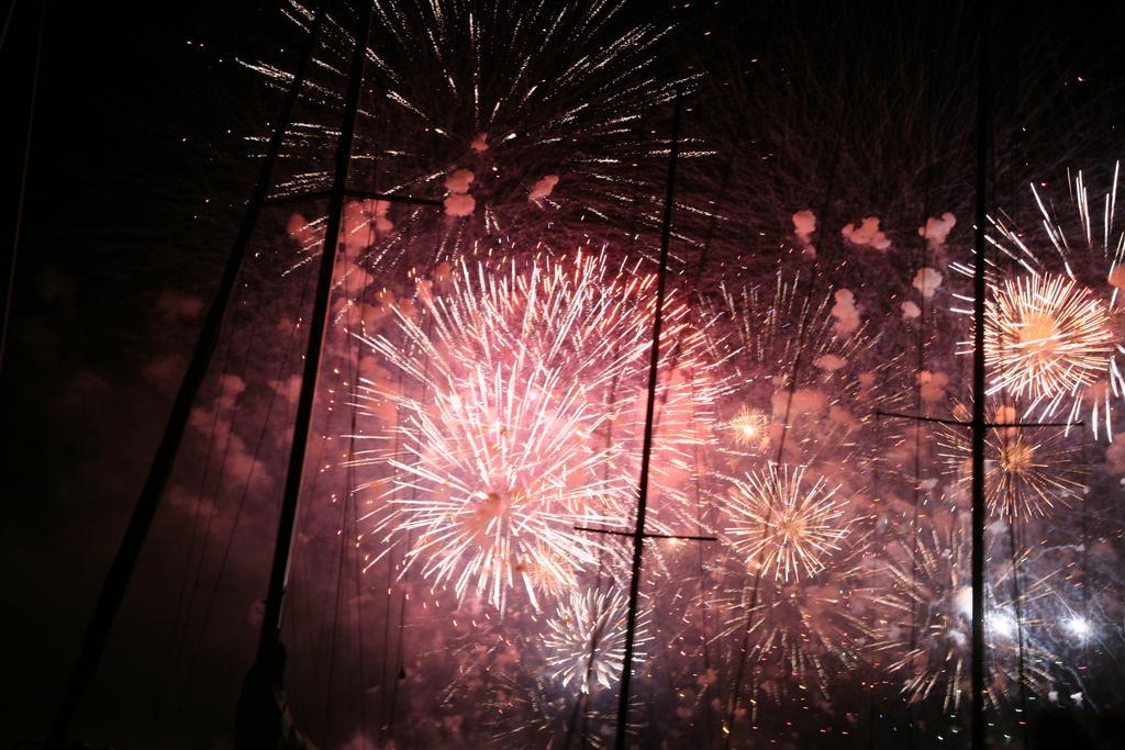 Botel Floatinn Boat-bnb