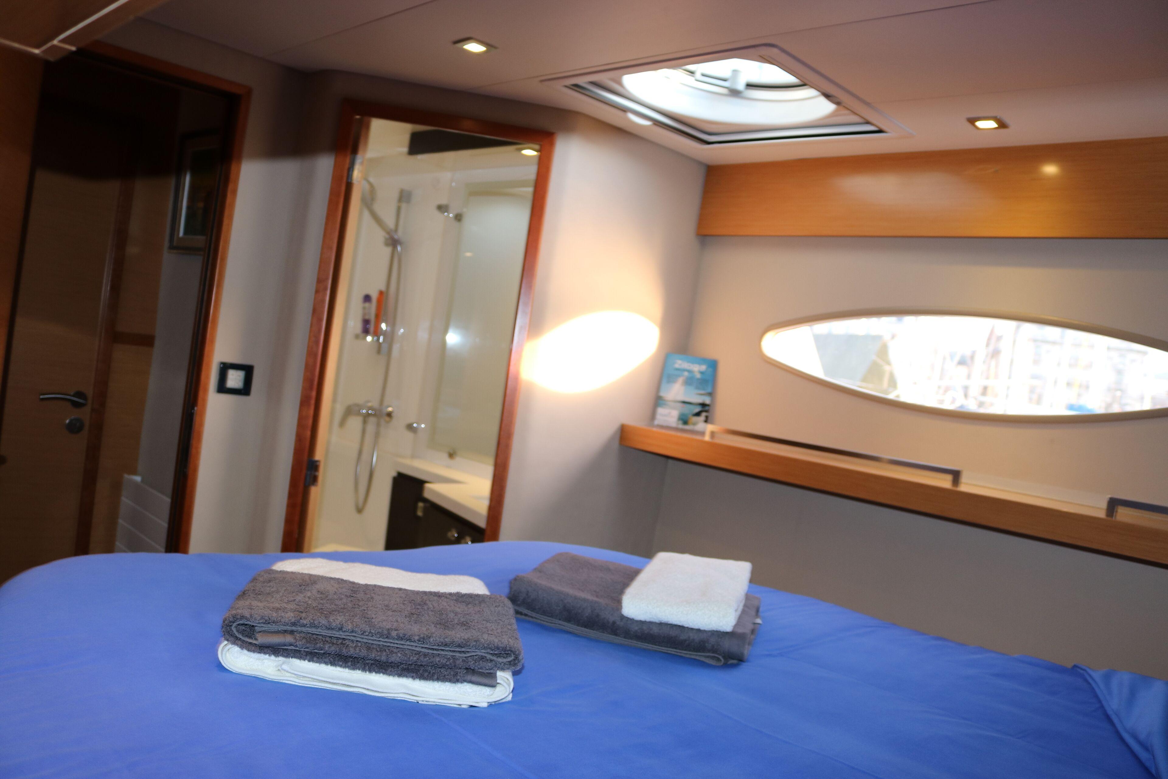 Floatinn Boat-bnb 3*