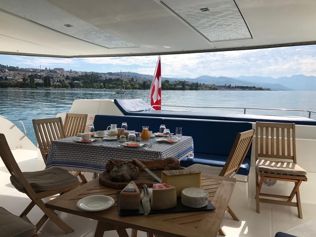 Floatinn Boat-bnb Geneva